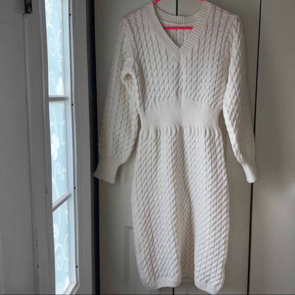 Cupshe Cream Cable Knit V-Neck Sweater Dress